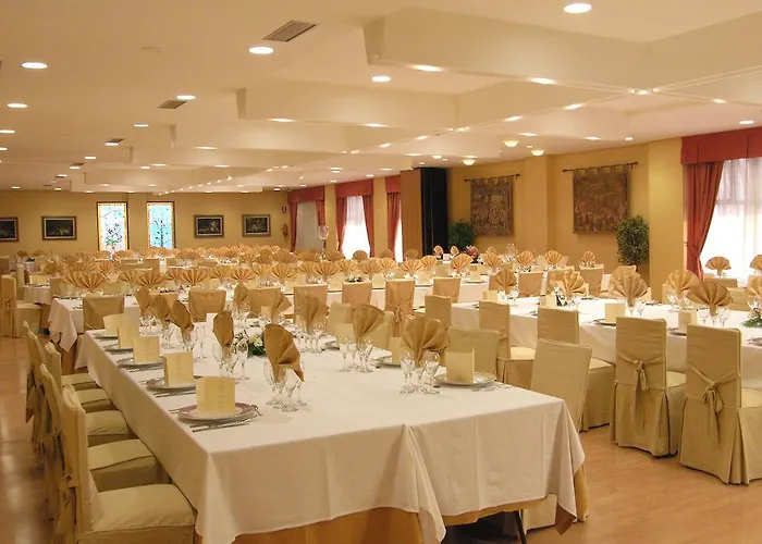 Restaurante San Roque 3* 메디나델캄포